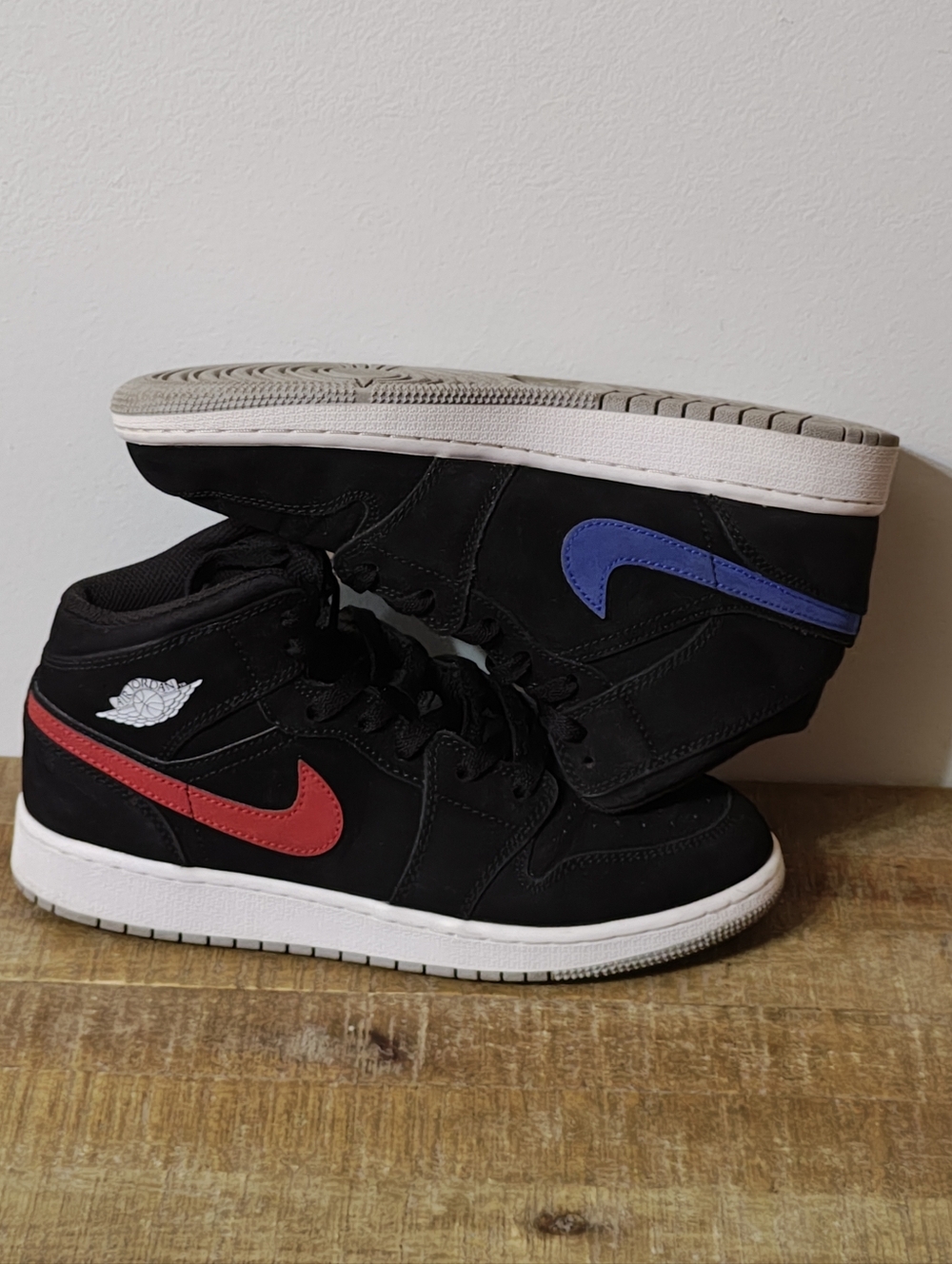 Jordan 1 Mid 'Multi-Color Swoosh Black' (GS) Kid's Size 6.5y
